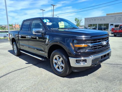 Used 2025 Ford F150 XLT w/ Equipment Group 302A MID AWD/4WD image 6