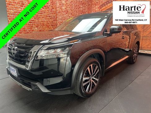 Certified 2023 Nissan Pathfinder Platinum w/ Cargo Package image 7