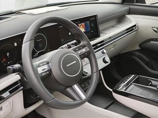 New 2025 Hyundai Tucson Limited video 3