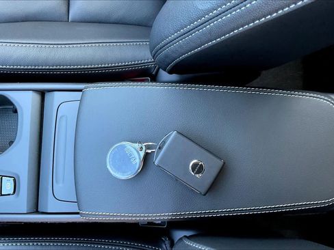 New 2026 Volvo XC40 B5 Core w/ Climate Package image 34