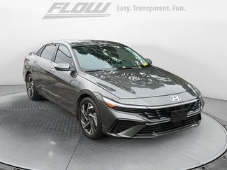 Used 2024 Hyundai Elantra SEL w/ Convenience Package FWD video 1