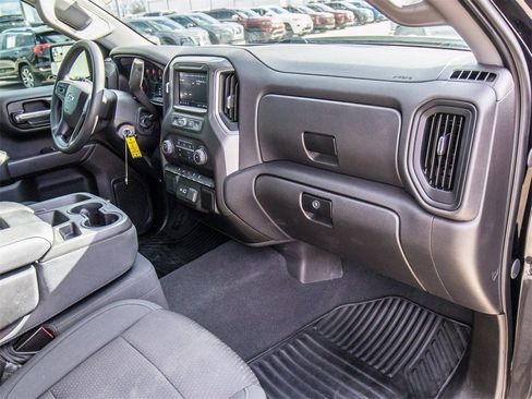 Used 2021 Chevrolet Silverado 1500 Custom Trail Boss w/ LPO, Dark Essentials Package image 14