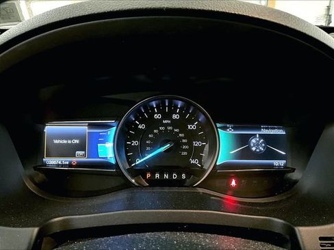 Used 2019 Ford Explorer XLT w/ Equipment Group 202A AWD/4WD image 19