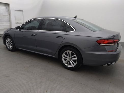 Used 2020 Volkswagen Passat 2.0T SE FWD image 3