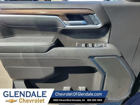 Certified 2025 Chevrolet Silverado 1500 LT AWD/4WD image 37