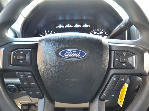 Used 2020 Ford F250 XL w/ STX Appearance Package image 10