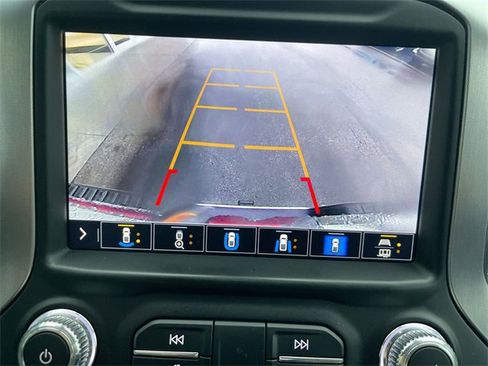 Certified 2023 GMC Sierra 2500 SLT w/ SLT Preferred Package image 14