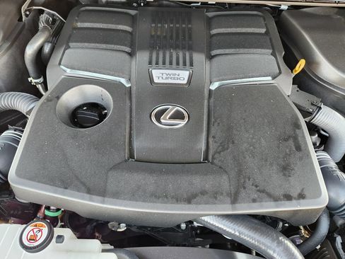 Used 2024 Lexus GX 550 w/ Cold Area Package AWD/4WD image 32