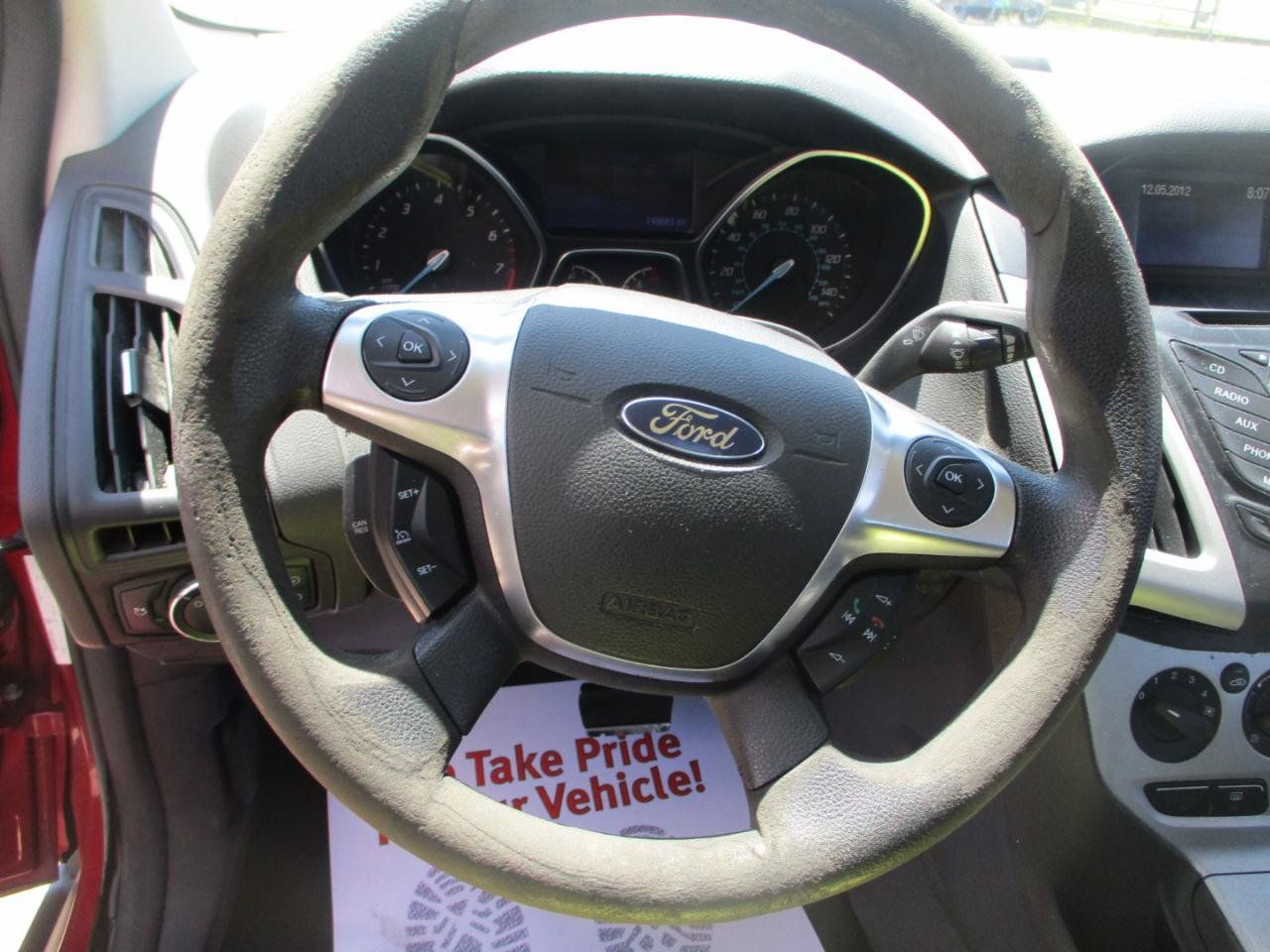Used 2013 Ford Focus SE FWD image 12