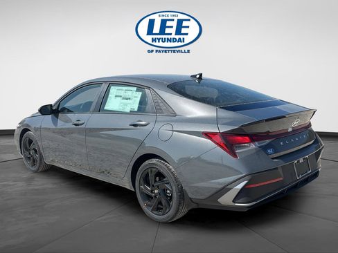 New 2026 Hyundai Elantra Sport FWD image 5