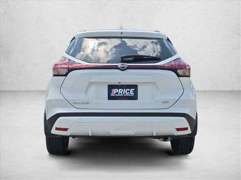 Used 2024 Nissan Kicks SR w/ SR Premium Package FWD image 6