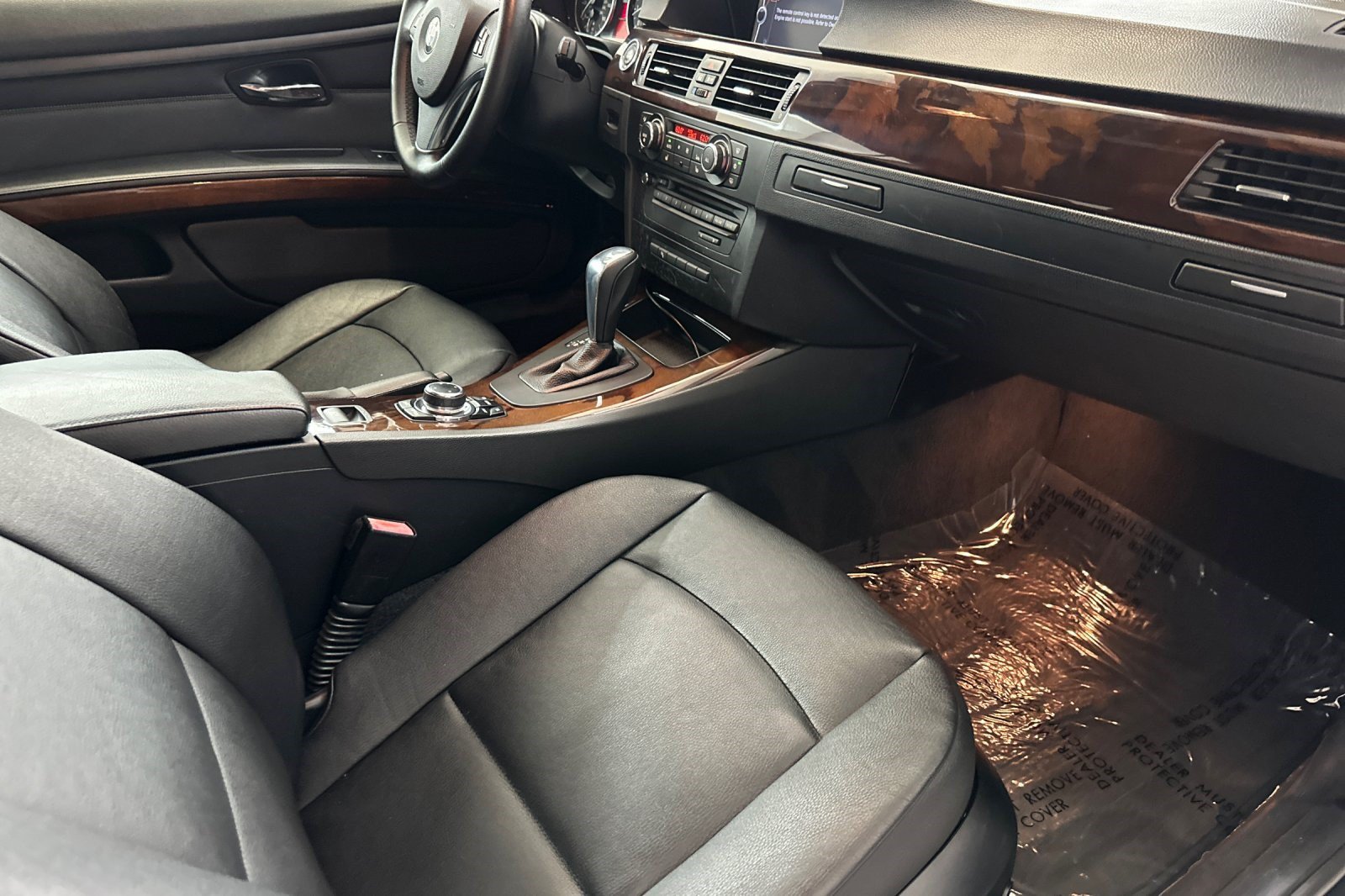 Used 2011 BMW 335i Convertible RWD image 27