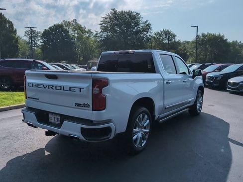 Used 2023 Chevrolet Silverado 1500 High Country w/ High Country Premium Package AWD/4WD image 5