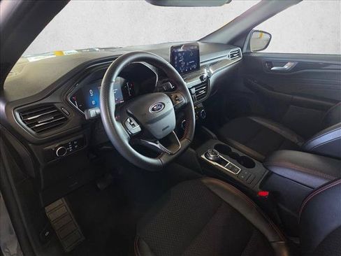 Used 2025 Ford Escape ST-Line AWD/4WD image 9