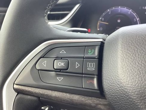 Certified 2023 Jeep Grand Cherokee L Limited AWD/4WD image 35