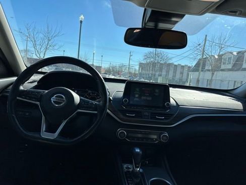 Used 2019 Nissan Altima 2.5 SL image 3