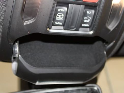 Used 2024 Jeep Grand Cherokee Altitude AWD/4WD image 35