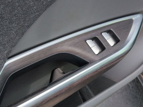 Used 2024 Lucid Air Touring image 15