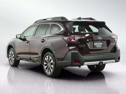 Used 2024 Subaru Outback Limited AWD/4WD image 3