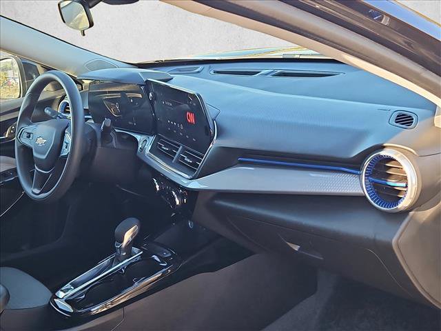 Used 2026 Chevrolet Trax LT FWD image 21