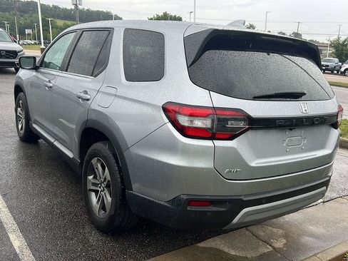 Used 2023 Honda Pilot EX-L image 2