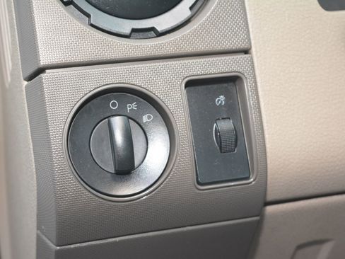 Used 2008 Ford F350 XL image 21