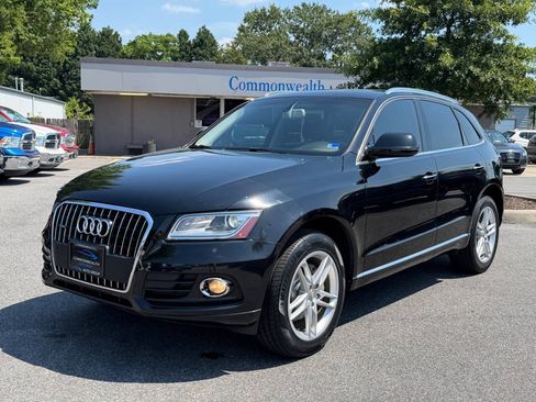 Used 2015 Audi Q5 2.0T Premium Plus w/ Technology Package AWD/4WD image 2