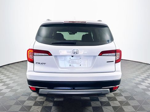 Certified 2022 Honda Pilot Touring image 5