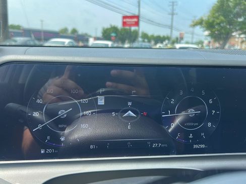 Used 2024 Kia Seltos SX AWD/4WD image 24