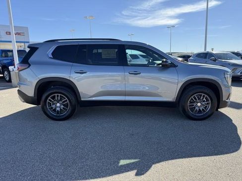 New 2026 GMC Acadia Elevation image 9