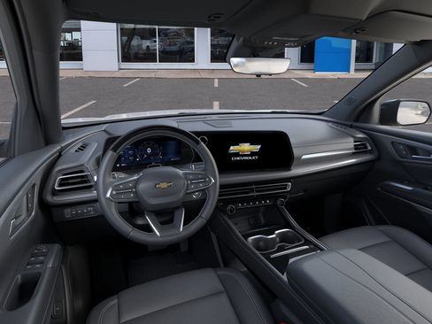 New 2026 Chevrolet Traverse LT w/ Enhanced Driving Package image 25
