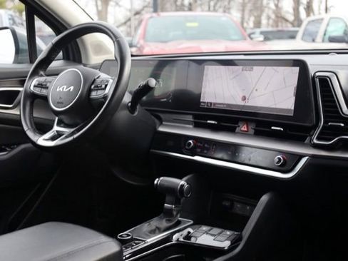 Used 2023 Kia Sportage EX image 38