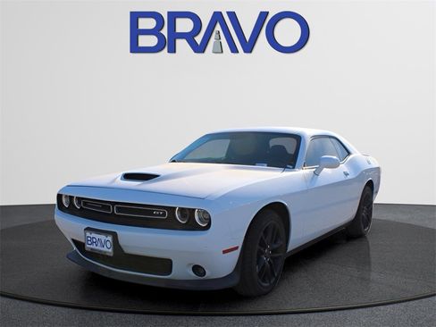 Used 2022 Dodge Challenger GT image 1