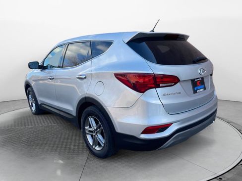 Used 2018 Hyundai Santa Fe Sport image 3