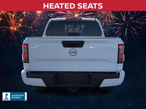 Used 2025 Nissan Frontier SV w/ SV Convenience Package RWD image 4