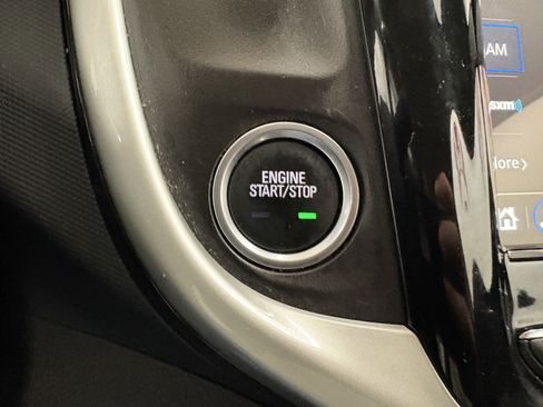 Used 2019 Chevrolet Sonic LT w/ Convenience Package image 17