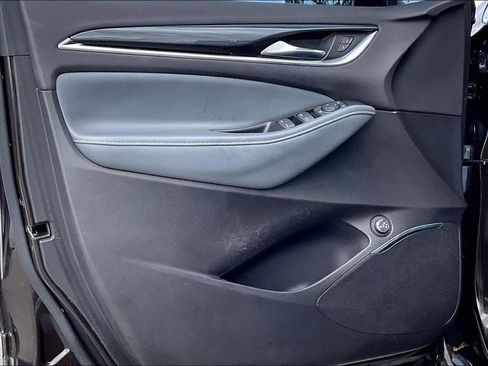 Used 2018 Buick Enclave Essence w/ Trailering Package image 17