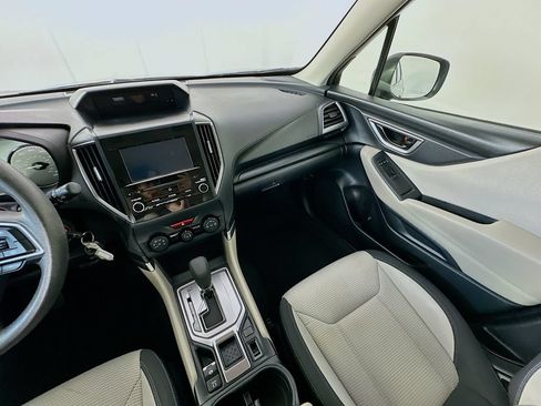 Used 2022 Subaru Forester AWD/4WD image 11