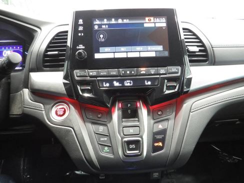 Used 2023 Honda Odyssey Sport image 22