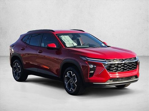 New 2026 Chevrolet Trax LT w/ Driver Confidence Package image 7