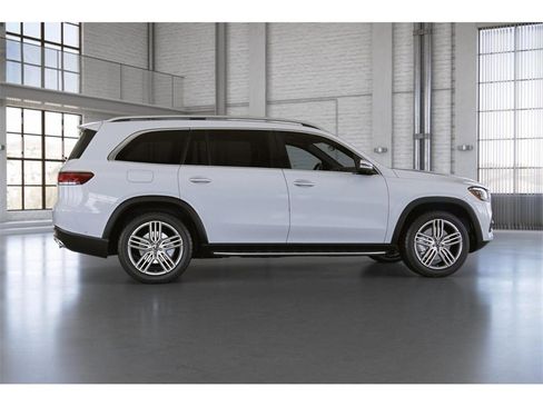 Certified 2022 Mercedes-Benz GLS 450 4MATIC image 18