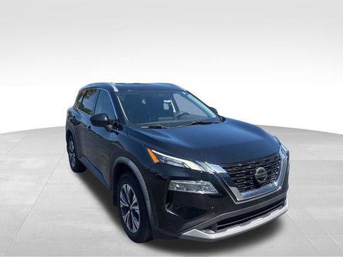 Certified 2021 Nissan Rogue SV w/ Premium Package FWD image 20
