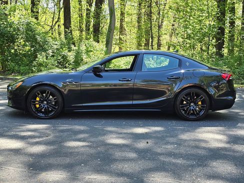 Used 2022 Maserati Ghibli GT image 3