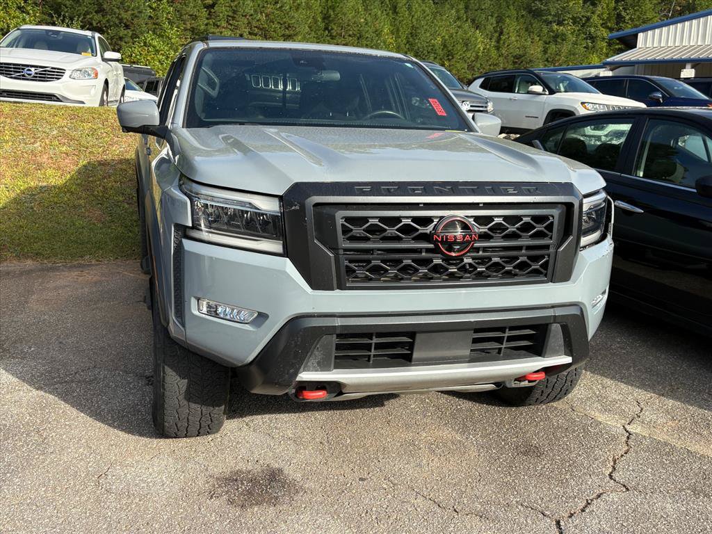 Used 2024 Nissan Frontier PRO-4X w/ Pro Convenience Package AWD/4WD image 2