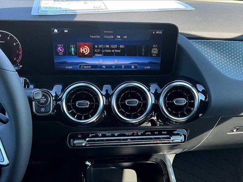 New 2026 Mercedes-Benz GLA 250 image 18