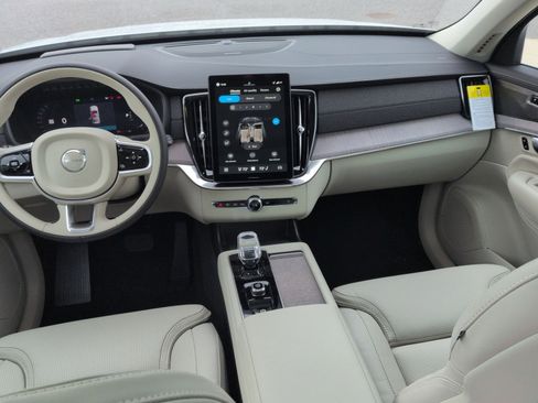 New 2026 Volvo XC90 B6 Ultra image 23