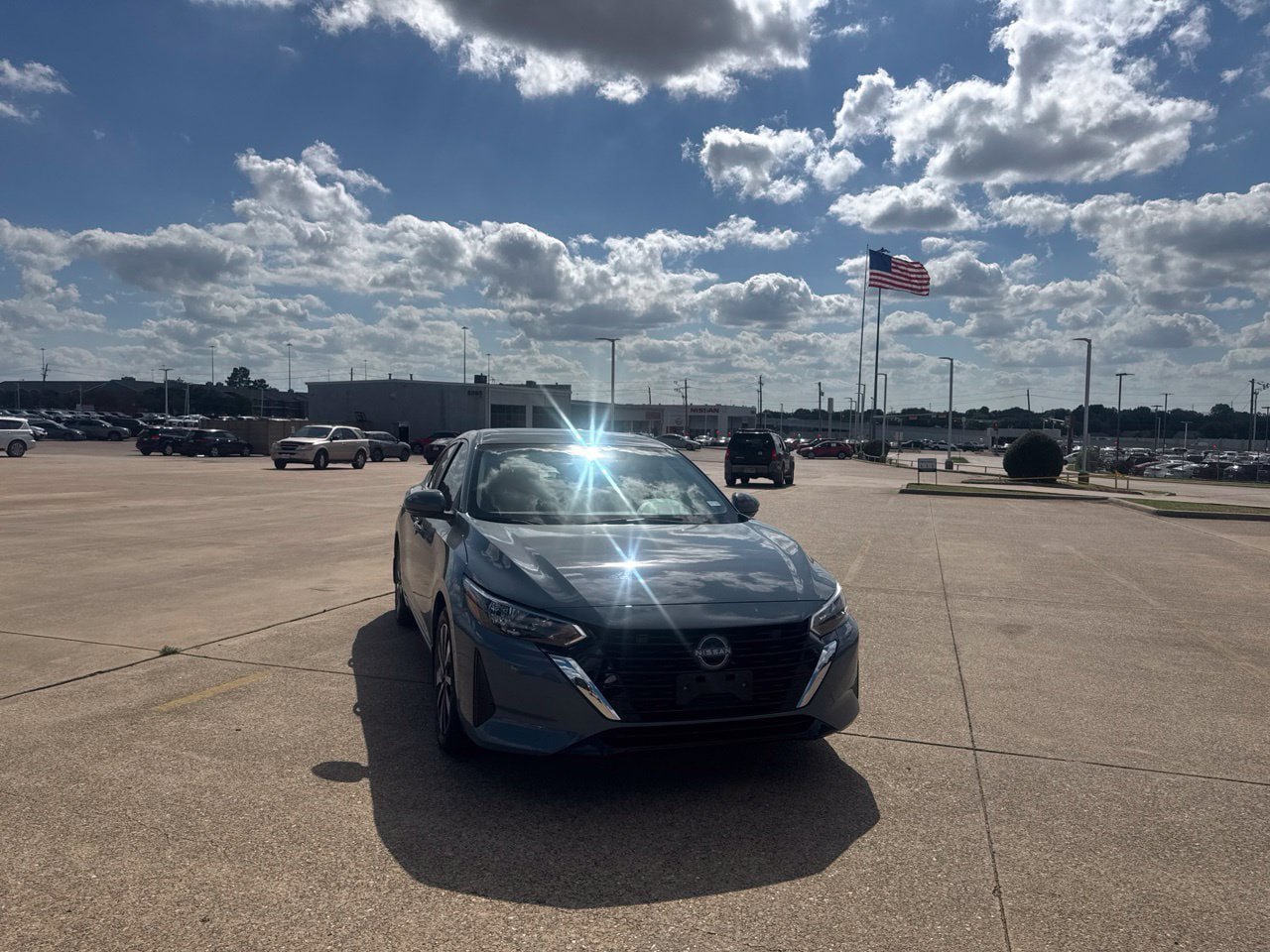 Certified 2025 Nissan Sentra SV w/ SV Premium Package FWD image 5