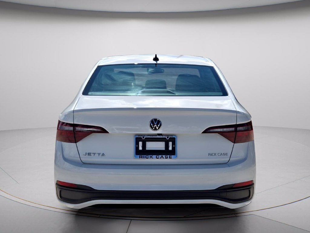 Certified 2024 Volkswagen Jetta Sport FWD image 5