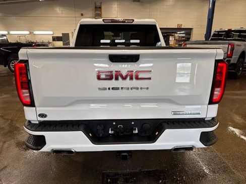 Used 2023 GMC Sierra 1500 Elevation w/ X31 Off-Road Package AWD/4WD image 5