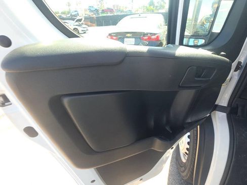 Used 2024 RAM ProMaster 2500 w/ Safety Group FWD image 10